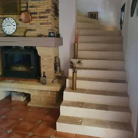 Maison De